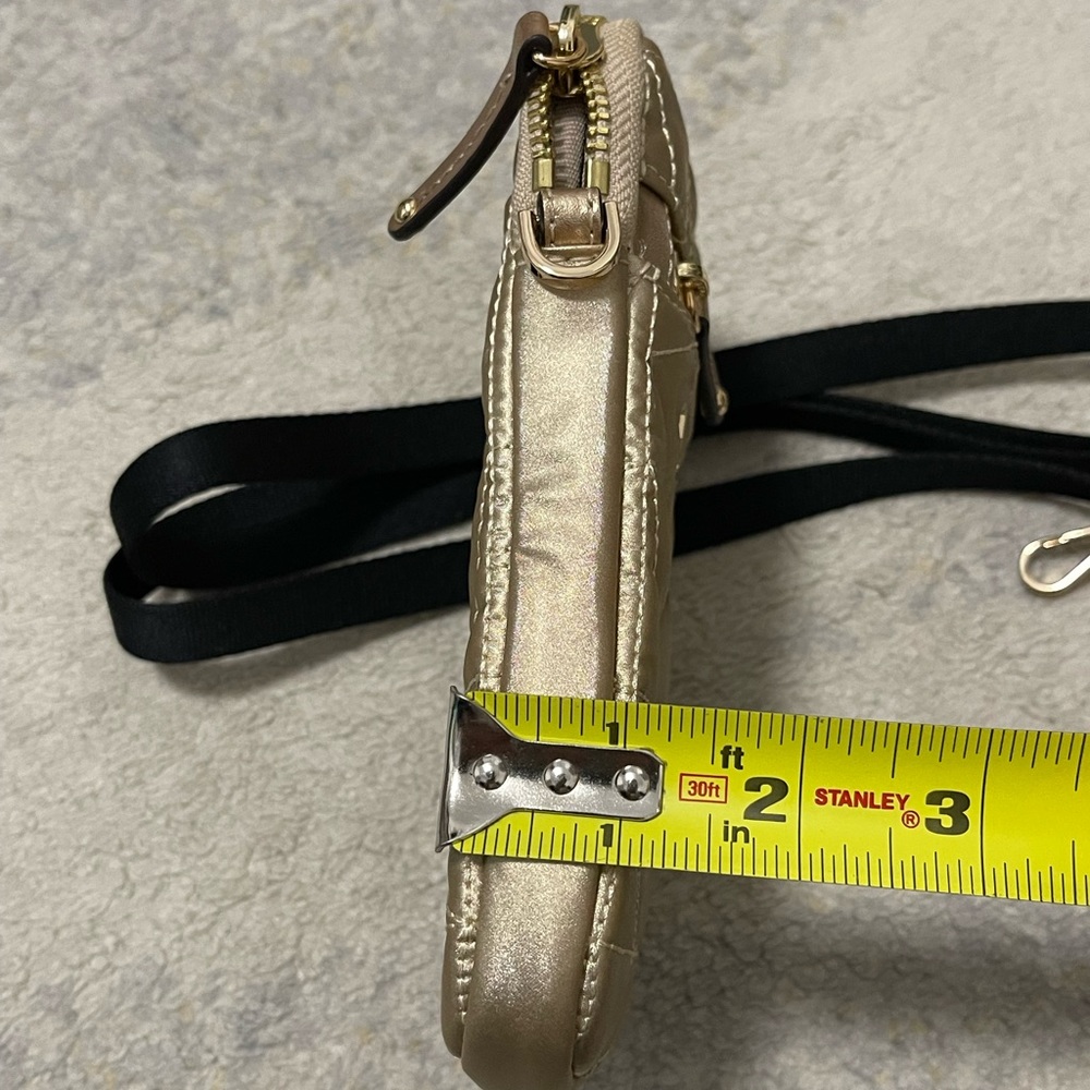 NWOT Michael Kors Winnie Medium Quilted Phone Crossbody Bag In Metallic Gold - Picture 12 of 12